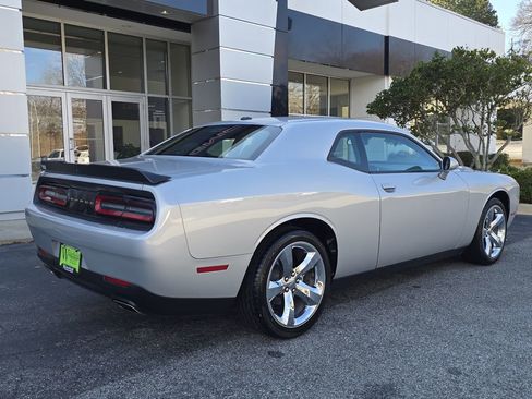 Used 2023 Dodge Challenger SXT RWD image 3