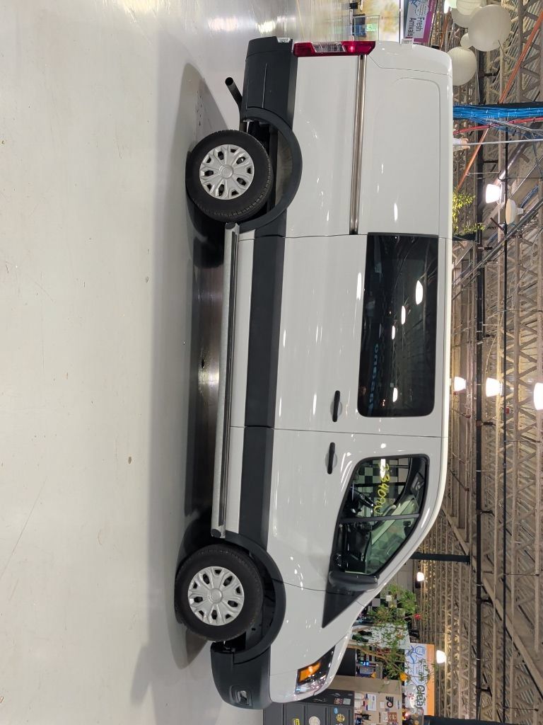 Used 2025 Ford Transit 250 Low Roof w/ Exterior Upgrade Package RWD image 5