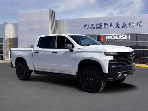 Used 2021 Chevrolet Silverado 1500 LT Trail Boss w/ Convenience Package II AWD/4WD image 7