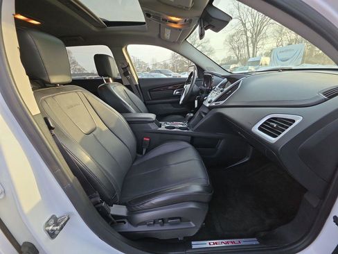 Used 2017 GMC Terrain Denali image 8