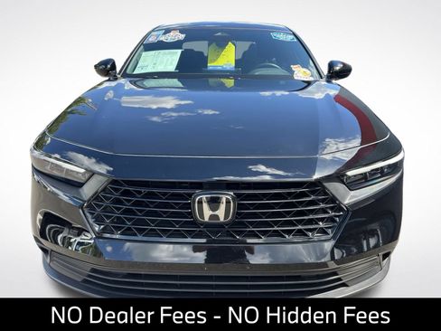 Used 2025 Honda Accord Sport image 4