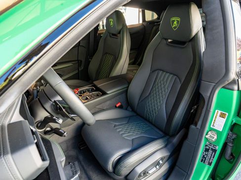 Used 2025 Lamborghini Urus SE AWD/4WD image 19