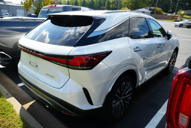 Used 2025 Lexus RX 350 Premium Plus w/ Accessory Package (K3) FWD image 21