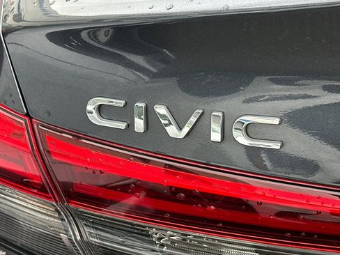 Used 2023 Honda Civic EX image 29