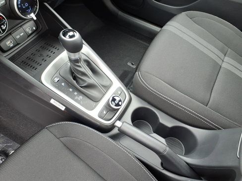 New 2026 Hyundai Venue SEL FWD image 9
