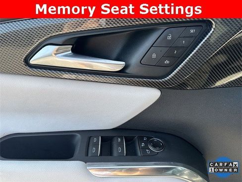 Used 2024 Chevrolet Traverse RS image 25