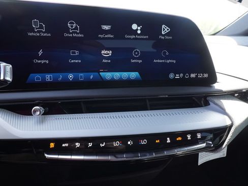New 2025 Cadillac Optiq Luxury 1 AWD/4WD image 20