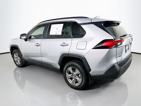 Used 2025 Toyota RAV4 XLE FWD image 8