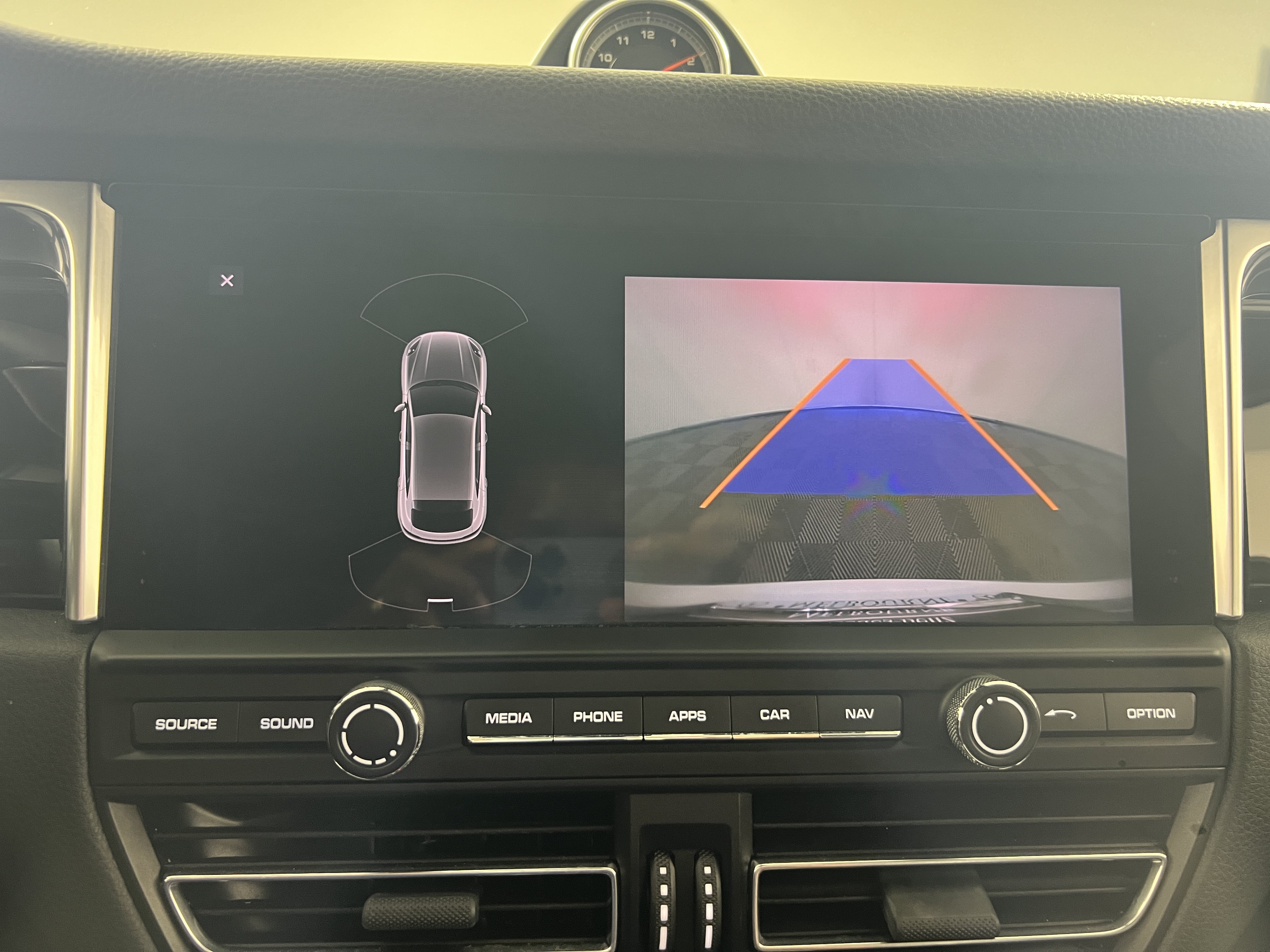 Used 2019 Porsche Macan S AWD/4WD image 24