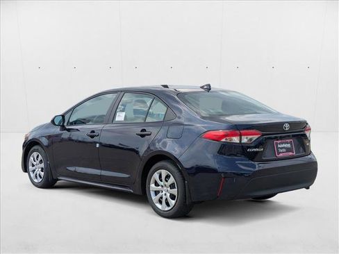 New 2025 Toyota Corolla LE image 9