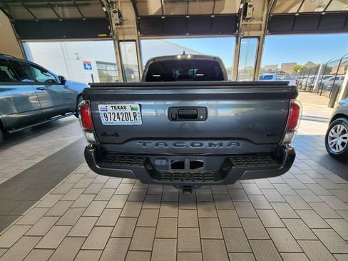 Used 2023 Toyota Tacoma Limited w/ Nightshade Package AWD/4WD image 5
