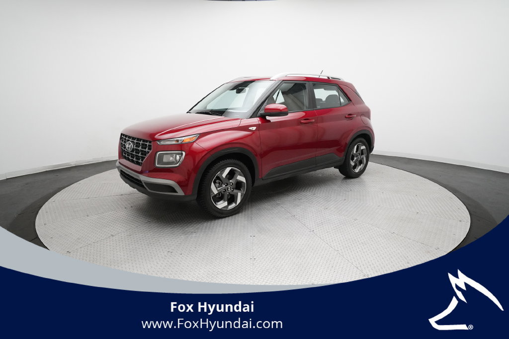 Used 2023 Hyundai Venue SEL FWD image 1