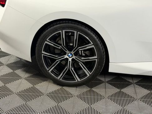 Used 2024 BMW 230i Coupe w/ Convenience Package RWD image 12
