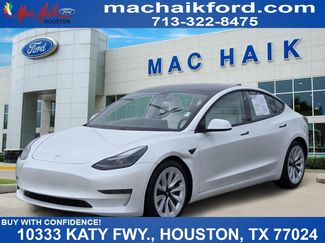 Used 2021 Tesla Model 3 Standard Range Plus video 1