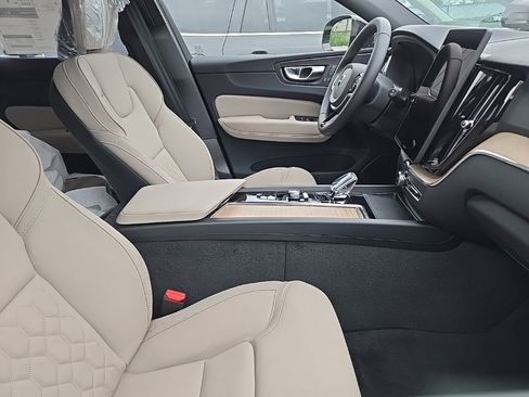 New 2026 Volvo XC60 B5 Plus w/ Protection Package Premier image 8