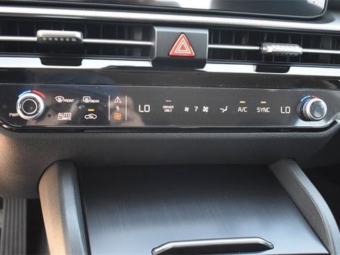 New 2026 Kia Sportage LX image 24