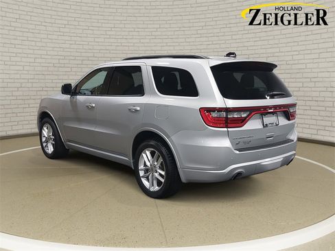 Used 2023 Dodge Durango GT image 7