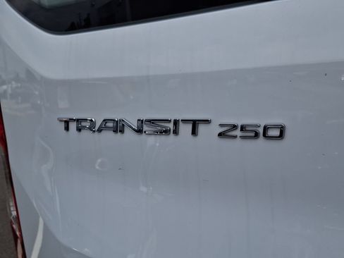 Used 2025 Ford Transit 250 Low Roof w/ Exterior Upgrade Package RWD image 29