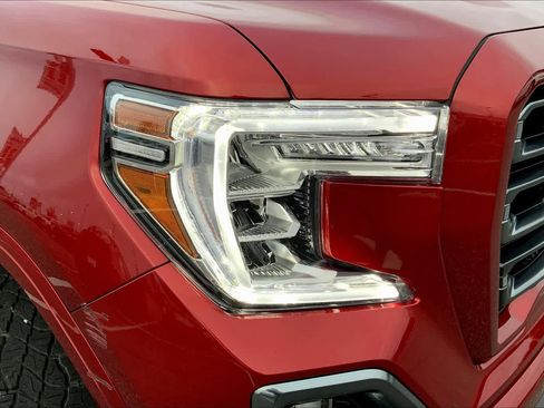 Used 2022 GMC Sierra 1500 AT4 w/ AT4 Premium Package image 26