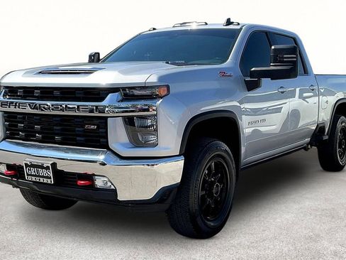 Used 2022 Chevrolet Silverado 2500 LT w/ Convenience Package image 15