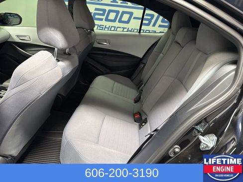 Used 2024 Toyota Corolla SE image 11