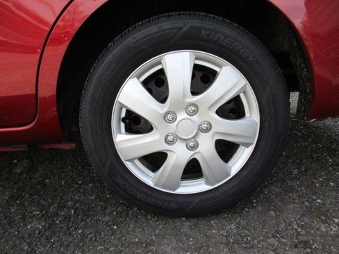 Used 2019 Nissan Versa SV FWD image 13