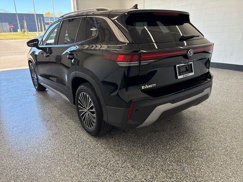 New 2026 Volkswagen Tiguan S FWD image 3