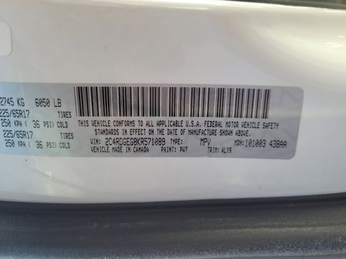 Used 2019 Dodge Grand Caravan GT image 33