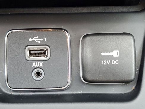 Certified 2022 Jeep Cherokee Trailhawk w/ Trailer Tow Group image 27