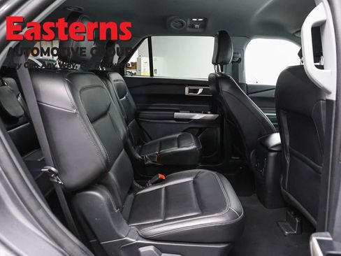 Used 2023 Ford Explorer XLT w/ Equipment Group 202A AWD/4WD image 22
