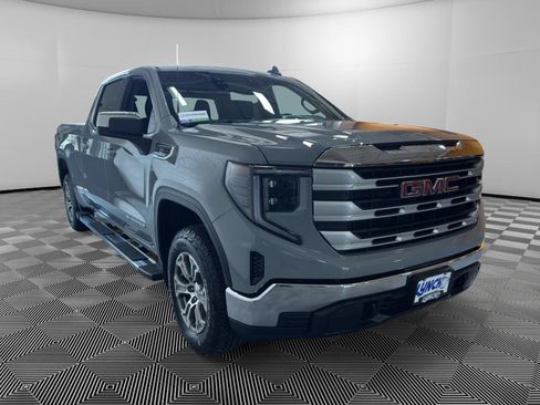 Used 2025 GMC Sierra 1500 SLE w/ Preferred Package AWD/4WD image 7
