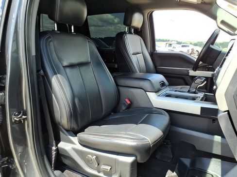 Used 2018 Ford F150 Lariat AWD/4WD image 7