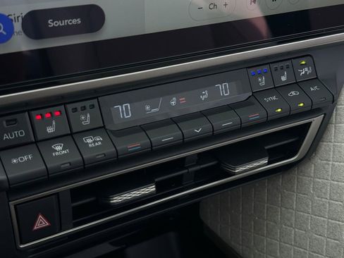 New 2026 Toyota Camry XLE image 32