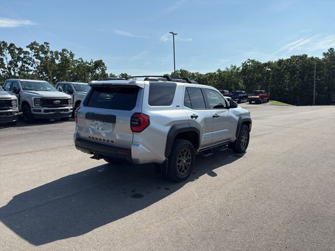 Used 2025 Toyota 4Runner SR5 RWD image 3