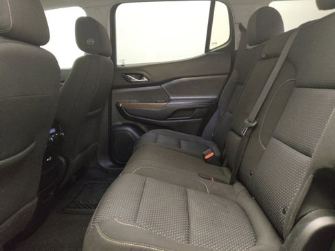 Used 2020 GMC Acadia SLE FWD image 18