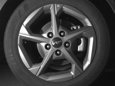 Used 2025 Kia K4 FWD image 13