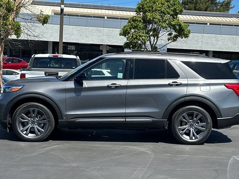 Certified 2023 Ford Explorer XLT w/ Equipment Group 202A AWD/4WD image 10