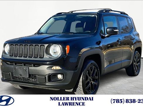 Used 2016 Jeep Renegade Latitude image 1