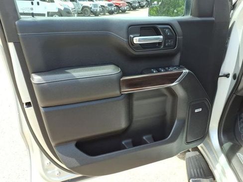 Used 2019 GMC Sierra 1500 SLT w/ SLT Premium Package AWD/4WD image 21