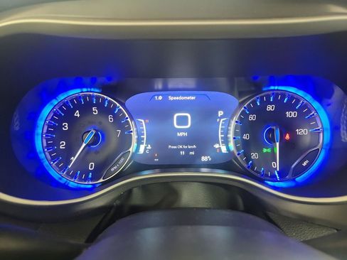 New 2026 Chrysler Voyager LX image 16