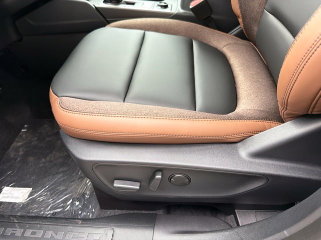 New 2026 Ford Bronco Sport Outer Banks w/ Outer Banks Tech Package+ AWD/4WD image 13