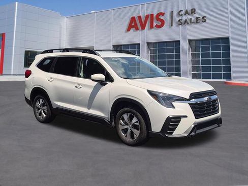 Used 2025 Subaru Ascent Premium AWD/4WD image 3