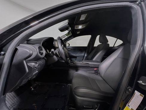 Used 2022 Lexus IS 300 image 15