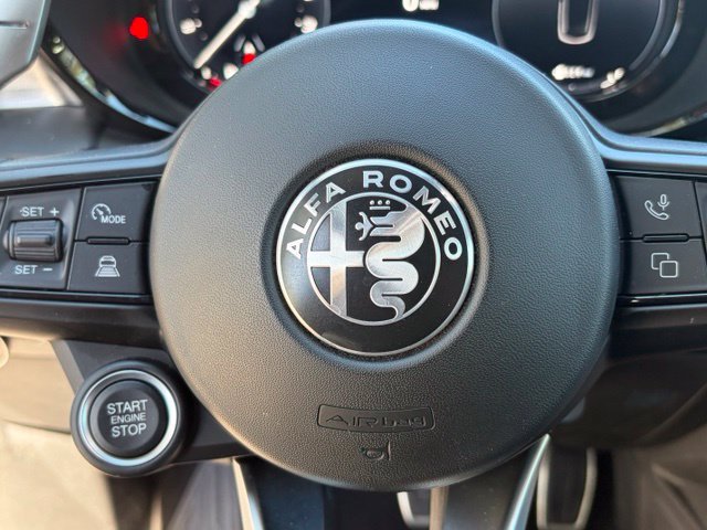 Used 2024 Alfa Romeo Tonale Veloce AWD/4WD image 23