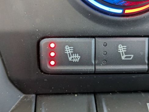 Used 2022 Chevrolet Silverado 1500 LTZ image 23