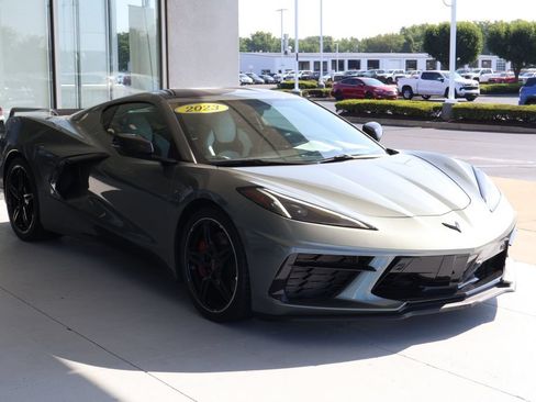 Used 2023 Chevrolet Corvette Stingray Preferred Cpe w/ Z51 Performance Package RWD image 11