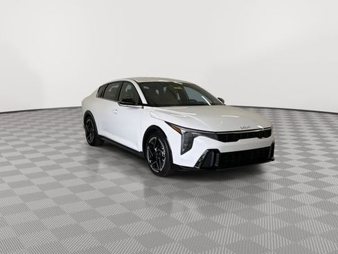 Used 2025 Kia K4 GT-Line FWD image 13