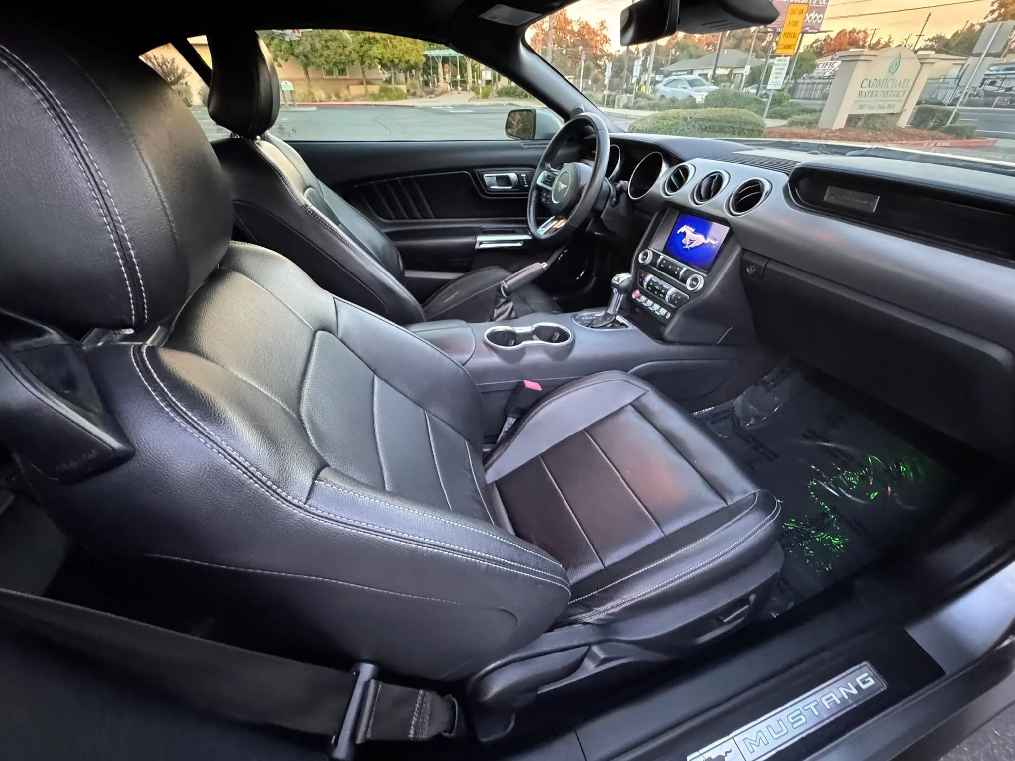 Used 2021 Ford Mustang Premium RWD image 12