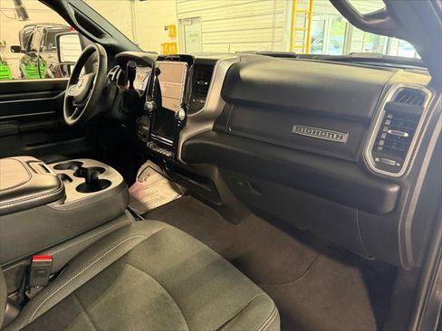 Certified 2025 RAM 2500 Big Horn AWD/4WD image 7
