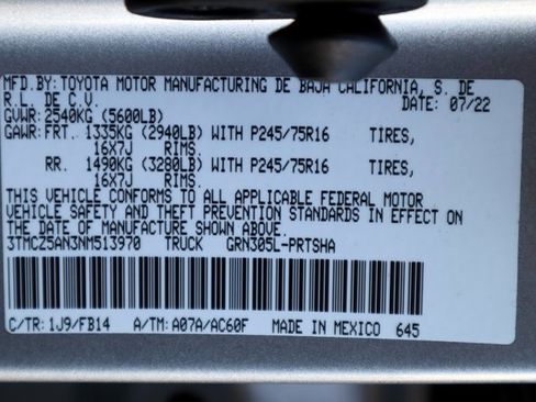 Used 2022 Toyota Tacoma TRD Off-Road image 38